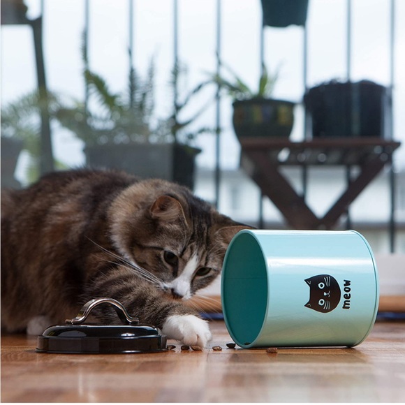 Meow Cat Treat Tin - Picture 6 of 7